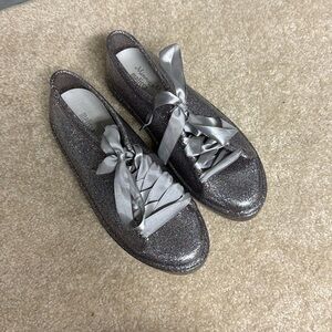 Women’s 7 DISNEY X MELISSA Silver Sparkle Lace Up Sparkle Sneakers Walking Shoes